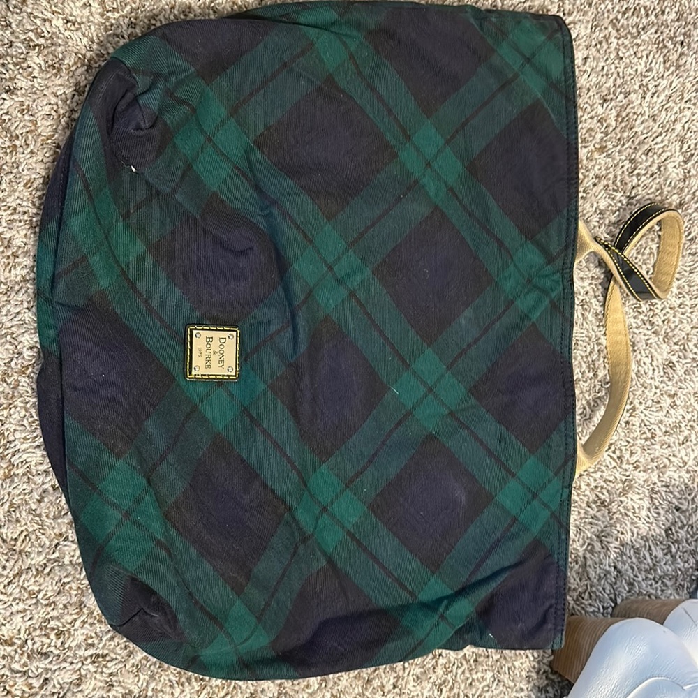 Dooney and Bourke toe